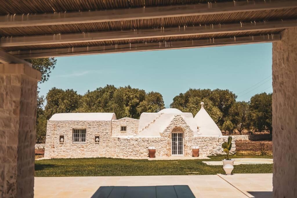 Tenuta Trullo Acquaro Ostuni Bagian luar foto